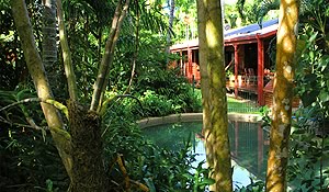 Hideaway at Trinity Beach Holiday Home